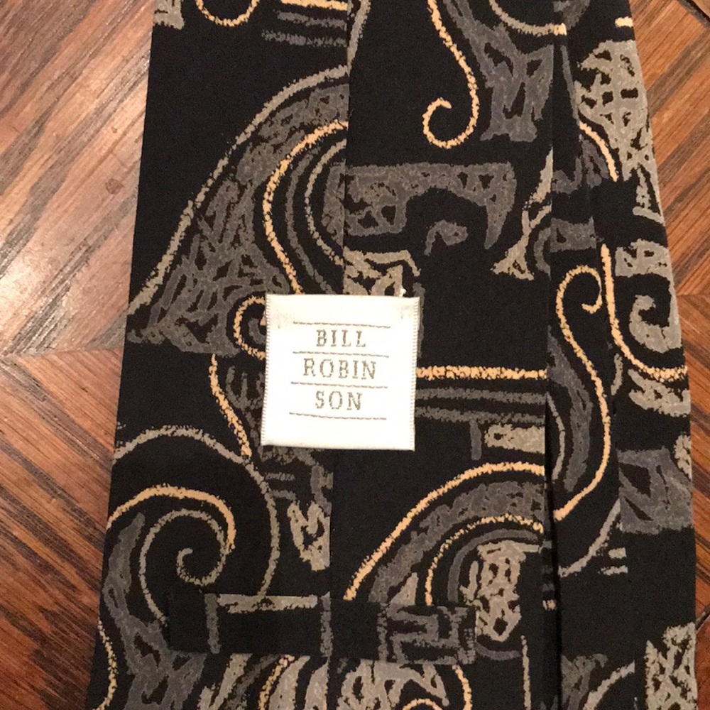 One vintage Bill Robinson Tie. Abstract print 1982